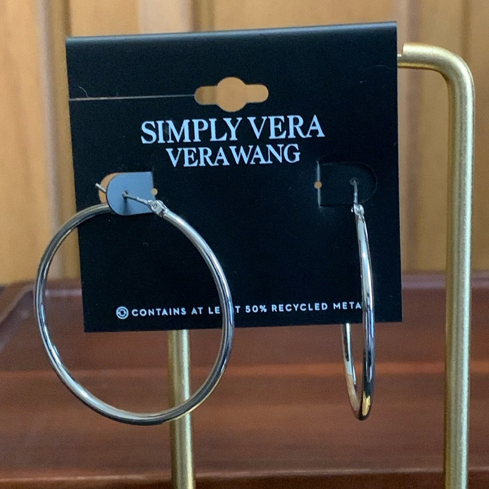 NWT Simply Vera Vera Wang silver tone hoop earrings